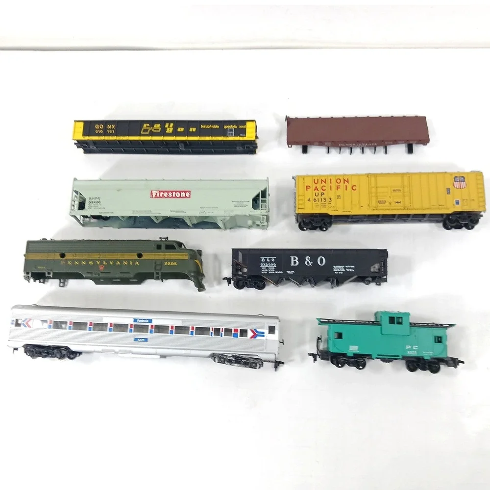 HO Scale Model Train Lot Parts Repair Pennsylvania Amtrak Union Pacific B&O